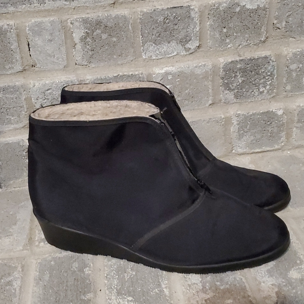 Outdorables Ankle Boots Womens Size 9 Shoes Faux Fur Daniels